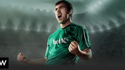 鹈鹕爆冷击败快船，哈登发挥出色仍无法逆转局势